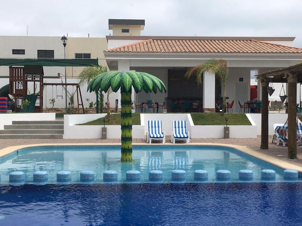 Casa En A 3 Mins De La Playa Goti 1871 Mazatlán